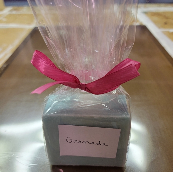 Handmade soap - Picture 1 of 3